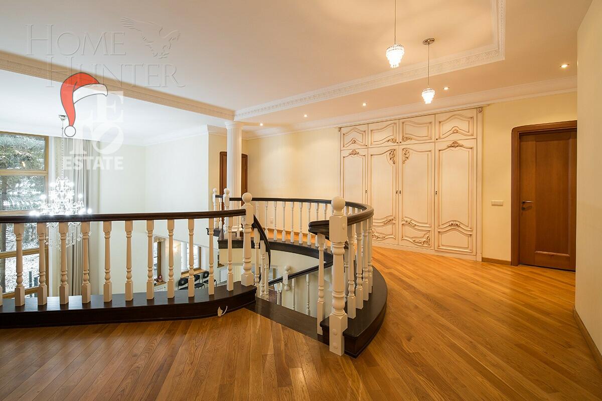 2-этажный коттедж 1 025 м² с отделкой