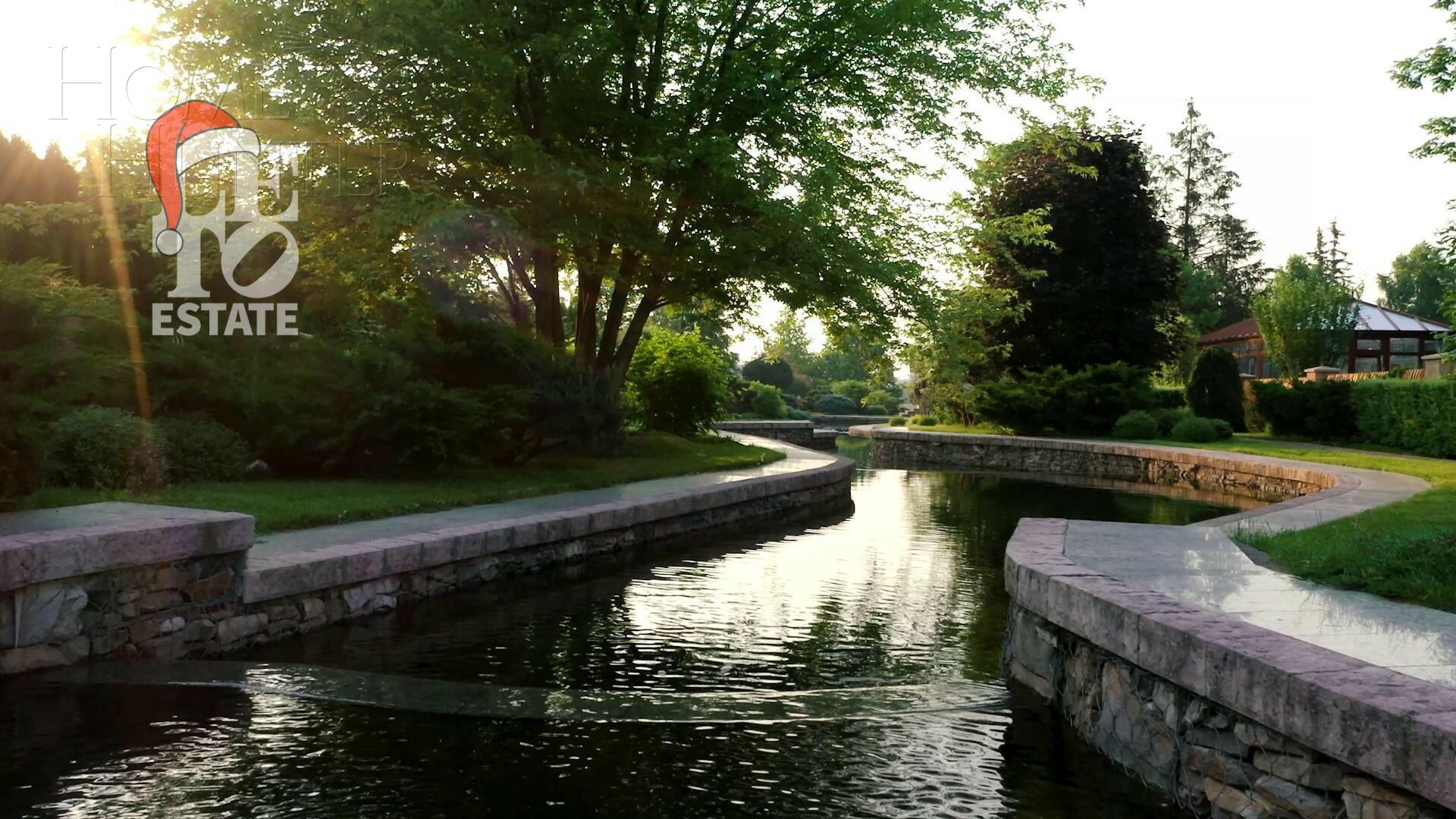 2-этажный коттедж 276.42 м² без отделки