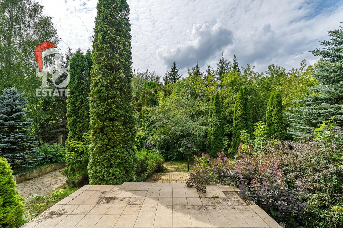 2-этажный коттедж 650 м² с отделкой