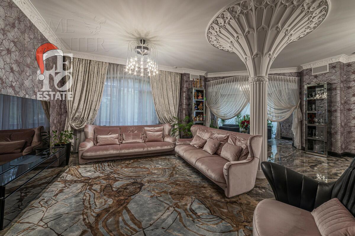 3-этажный коттедж 1 200 м² с отделкой