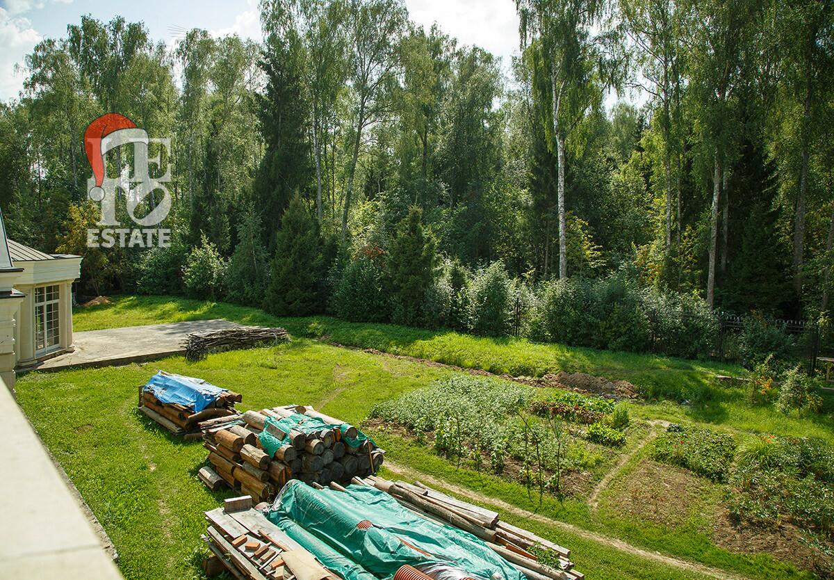 2-этажный коттедж 1 569 м² без отделки