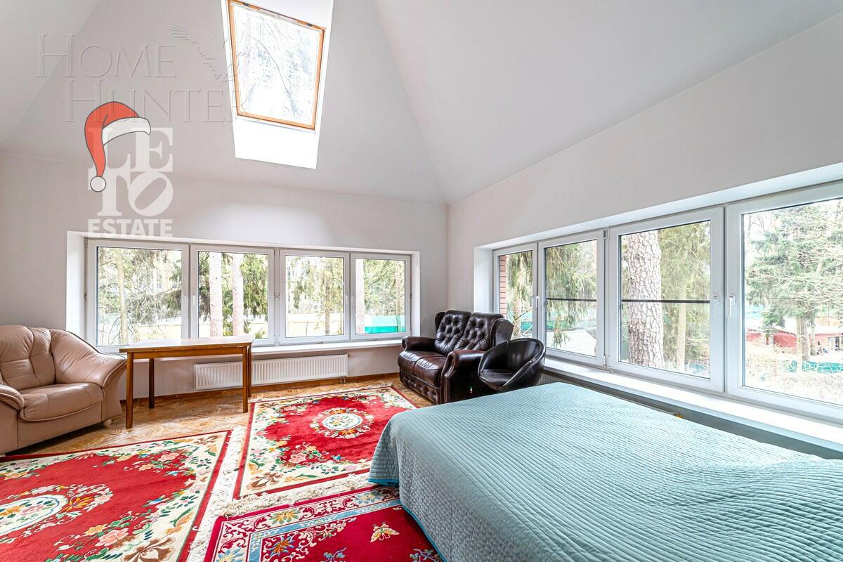 3-этажный коттедж 157.9 м² с отделкой