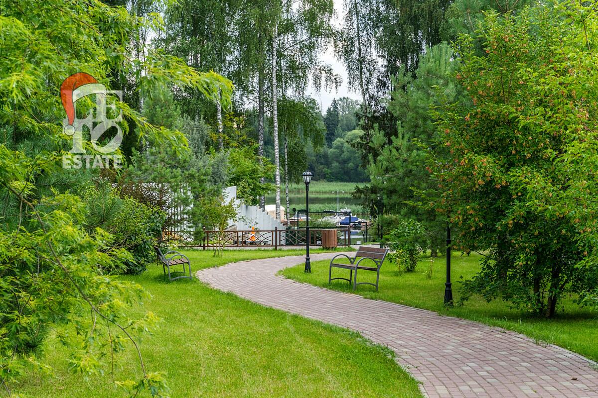 2-этажный коттедж 354 м² с отделкой