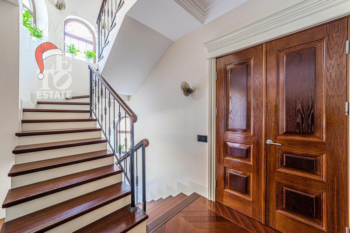 2-этажный коттедж 637 м² с отделкой