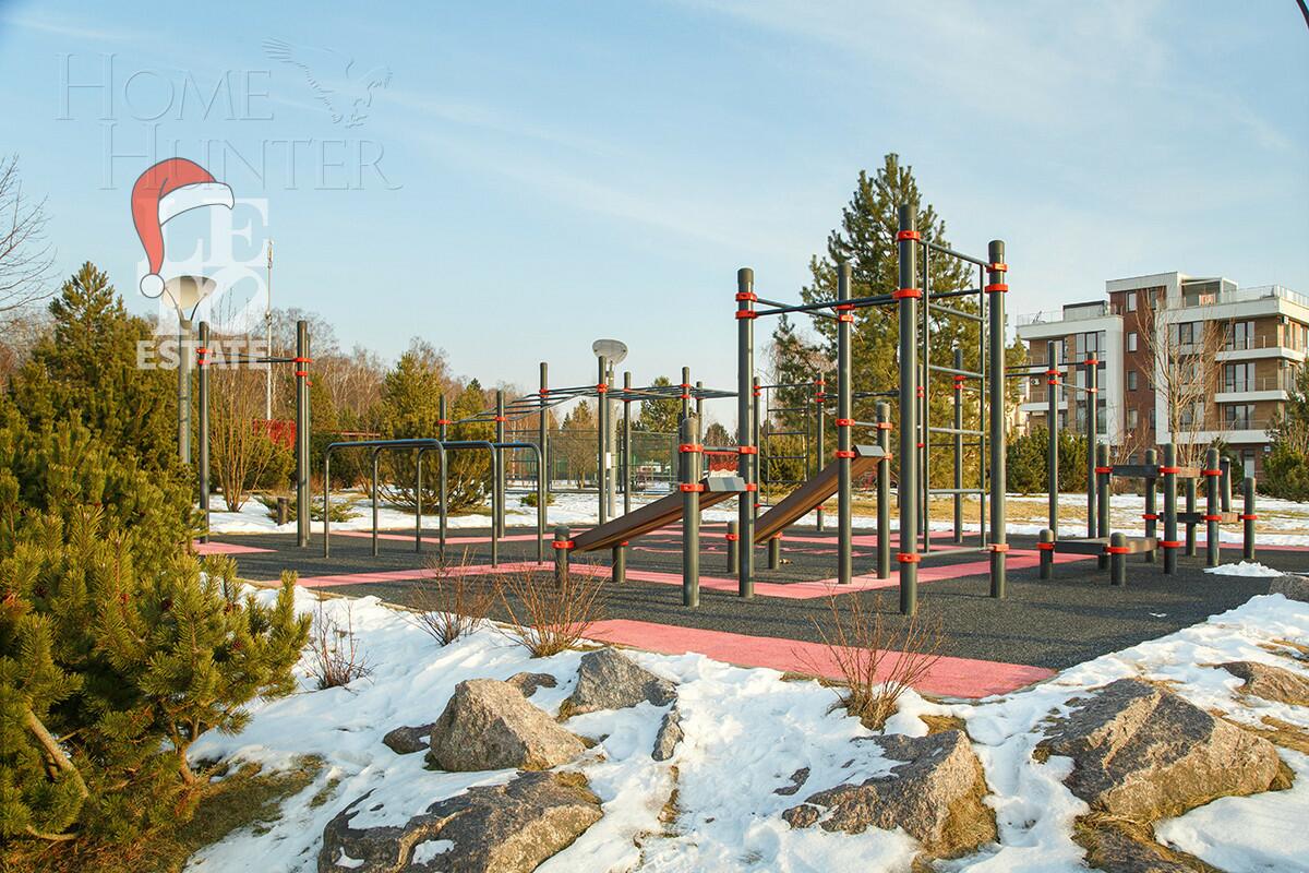 3-этажный таунхаус 264.6 м² с отделкой