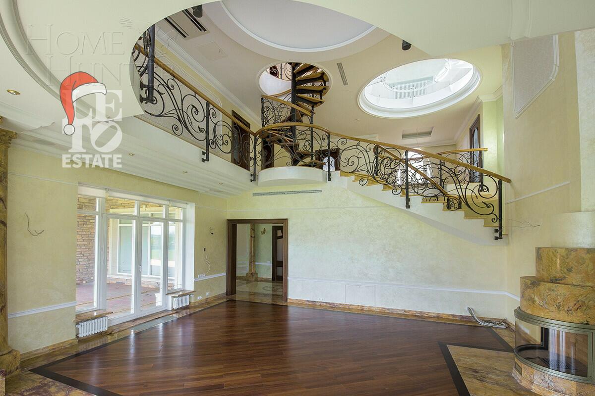 3-этажный коттедж 1 500 м² с отделкой