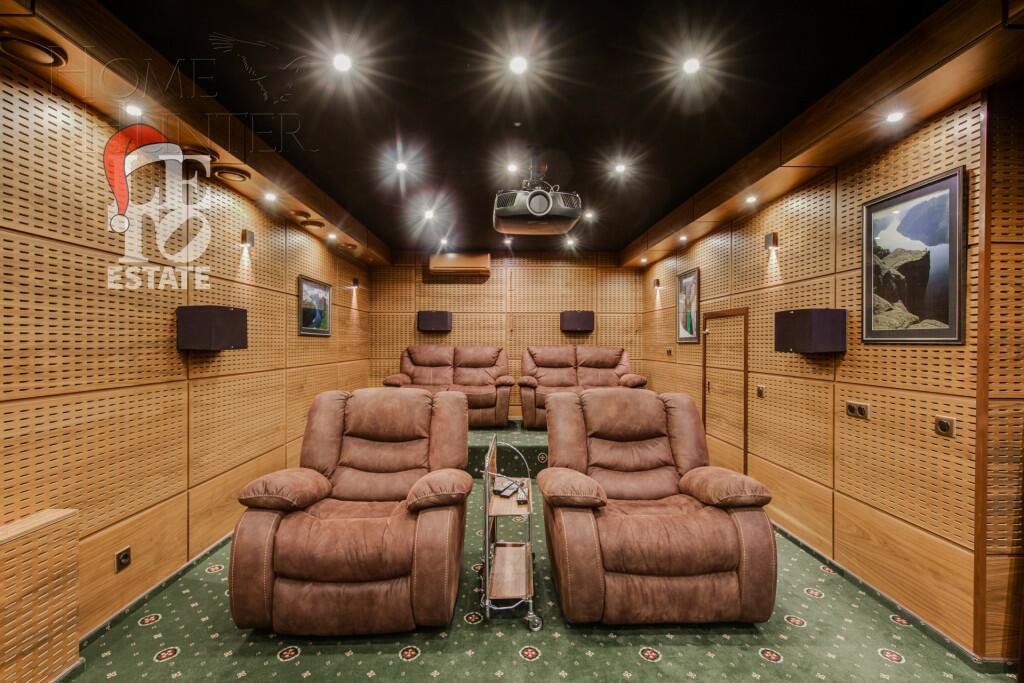 3-этажный коттедж 553.6 м² с отделкой