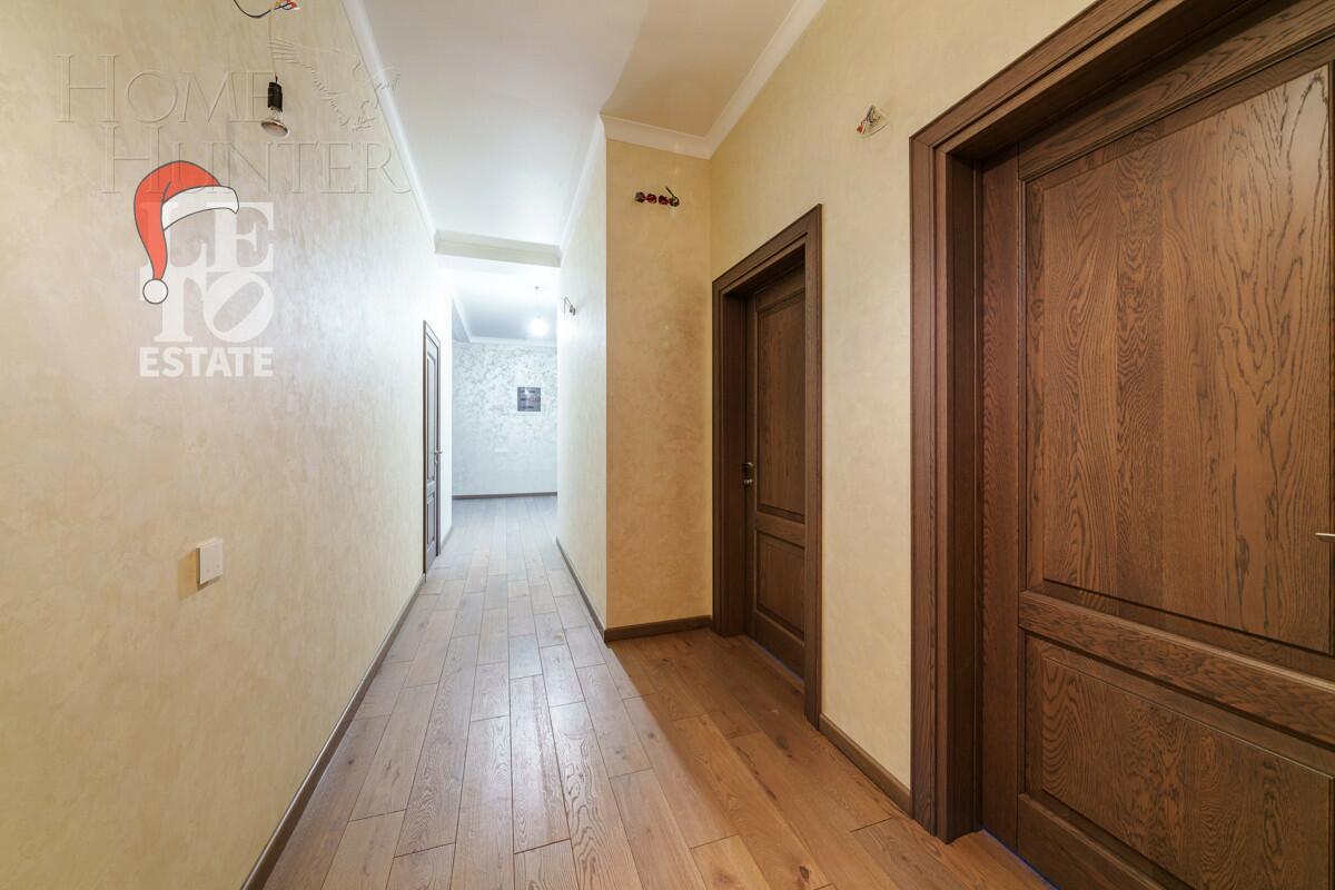 2-этажный коттедж 400 м² с отделкой