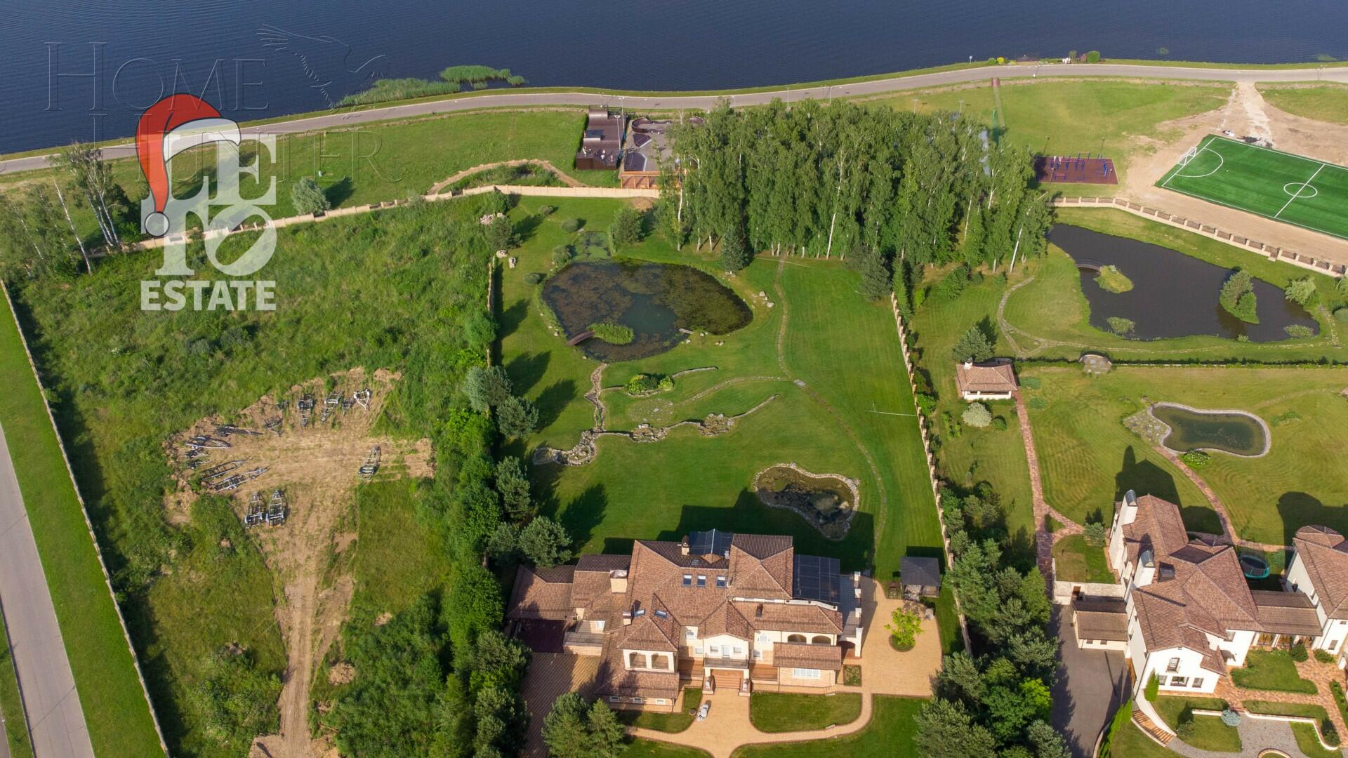 3-этажный коттедж 1 500 м² с отделкой