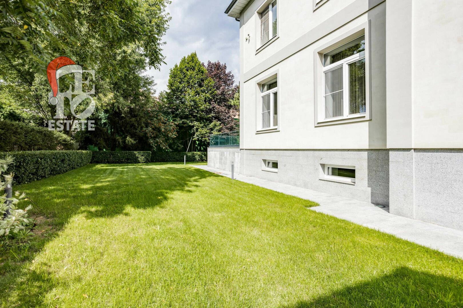 2-этажный коттедж 1 438 м² с отделкой