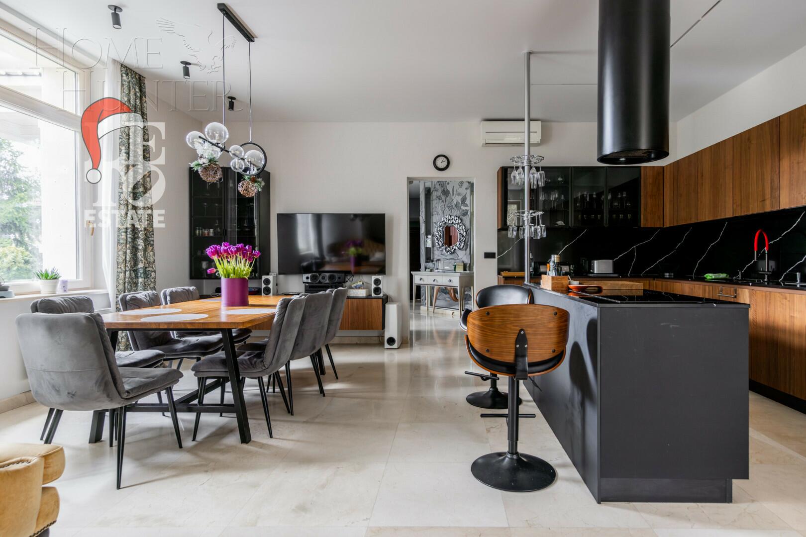 2-этажный коттедж 810 м² с отделкой