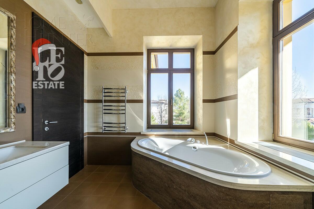 2-этажный коттедж 800 м² с отделкой