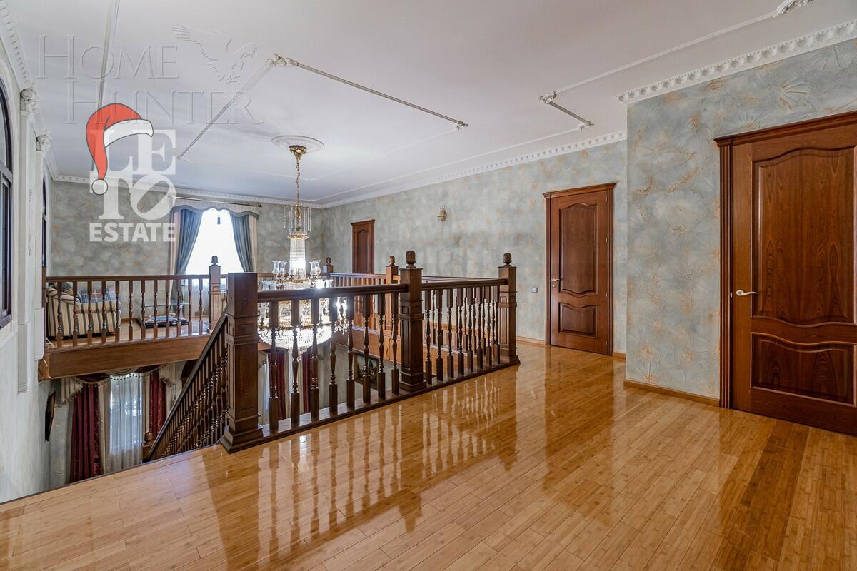 2-этажный коттедж 699.6 м² с отделкой