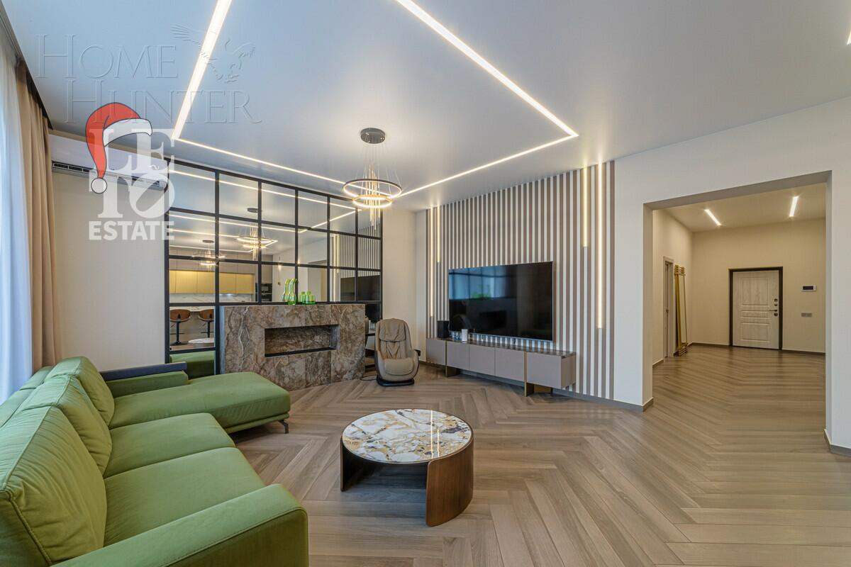 2-этажный коттедж 241 м² с отделкой