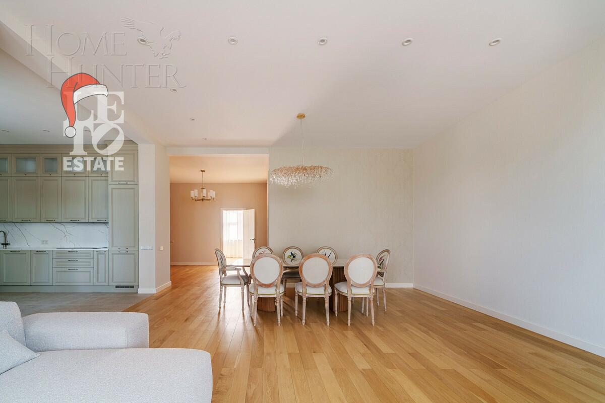 4-КОМН. КВАРТИРА С ОТДЕЛКОЙ 197.3 М² НА 4 ЭТАЖЕ