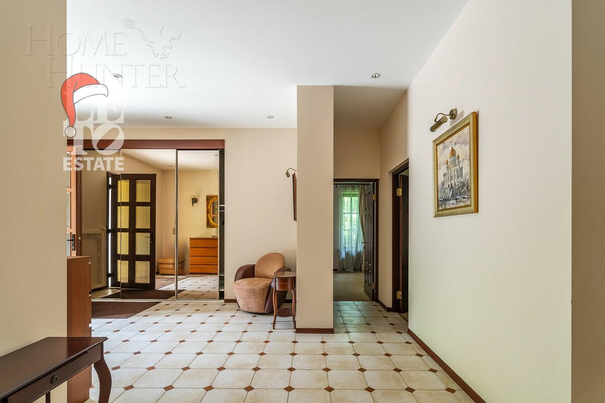 2-этажный коттедж 650 м² с отделкой