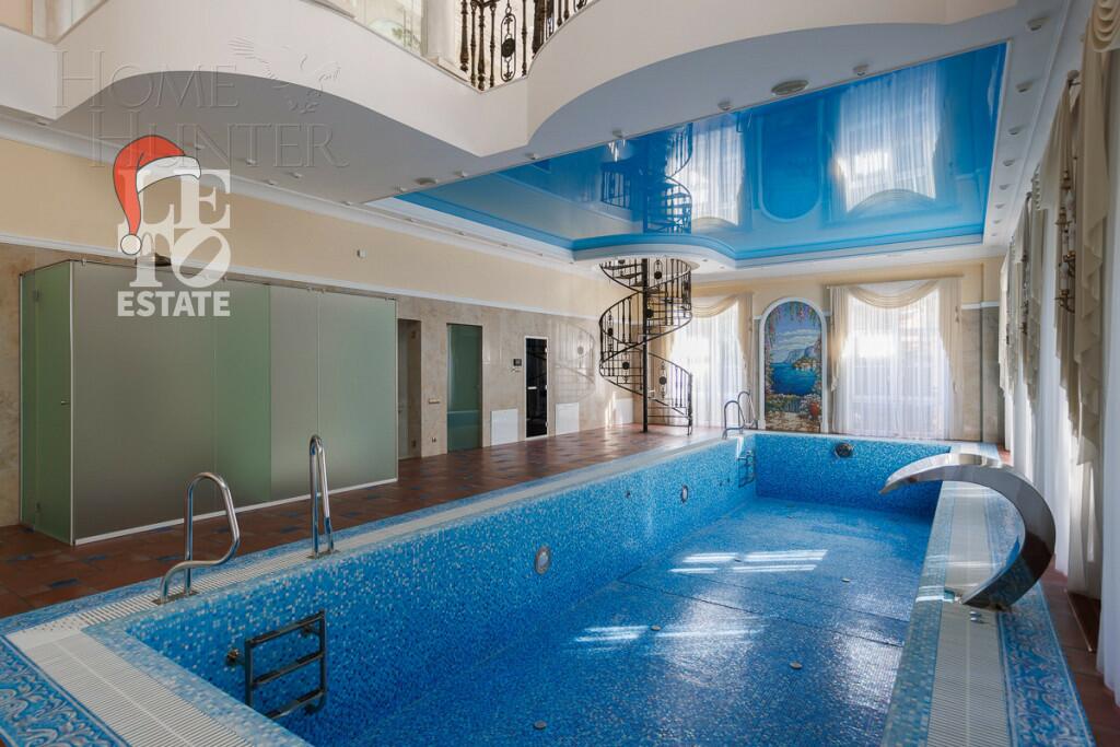 2-этажный коттедж 1 556 м² с отделкой