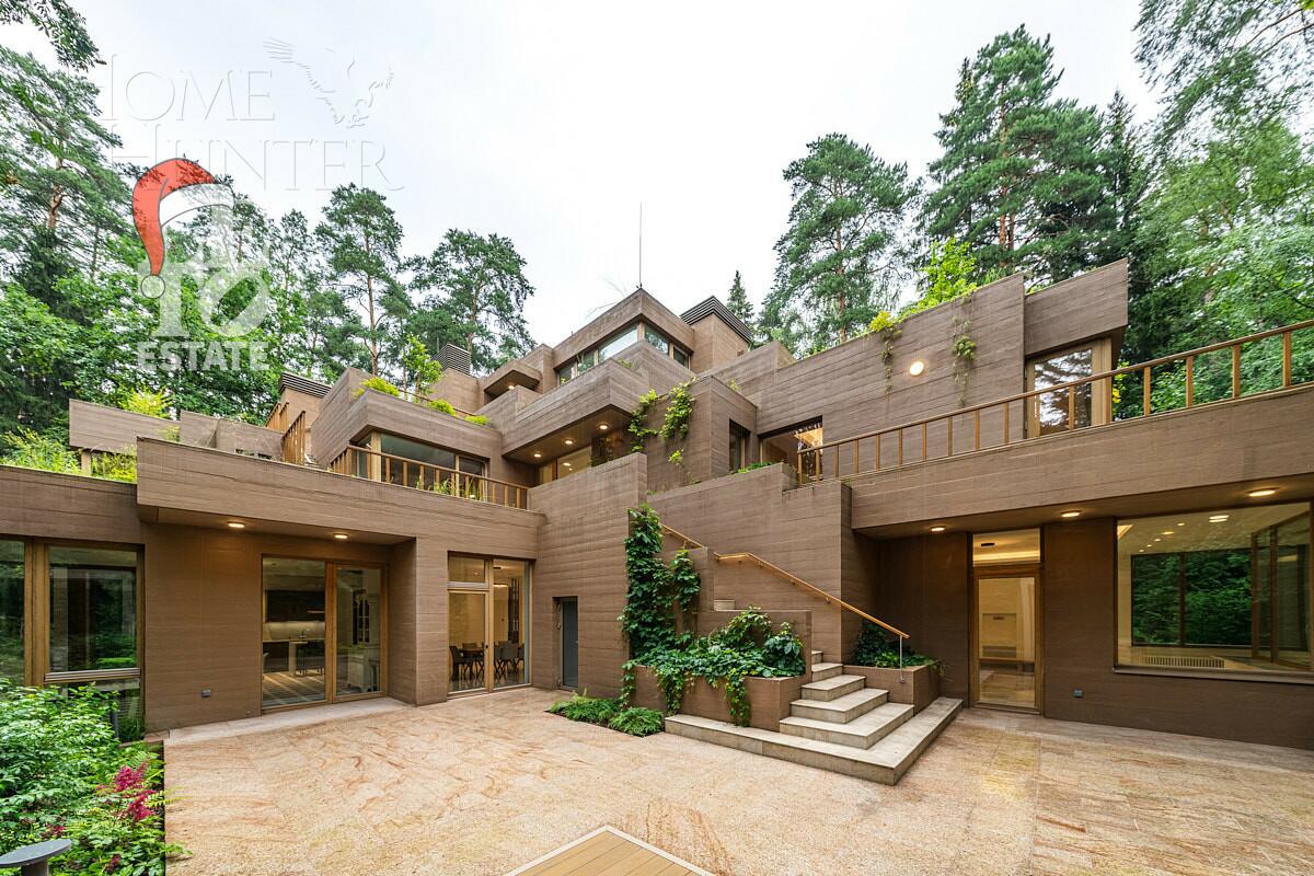 2-этажный коттедж 1 330 м² с отделкой