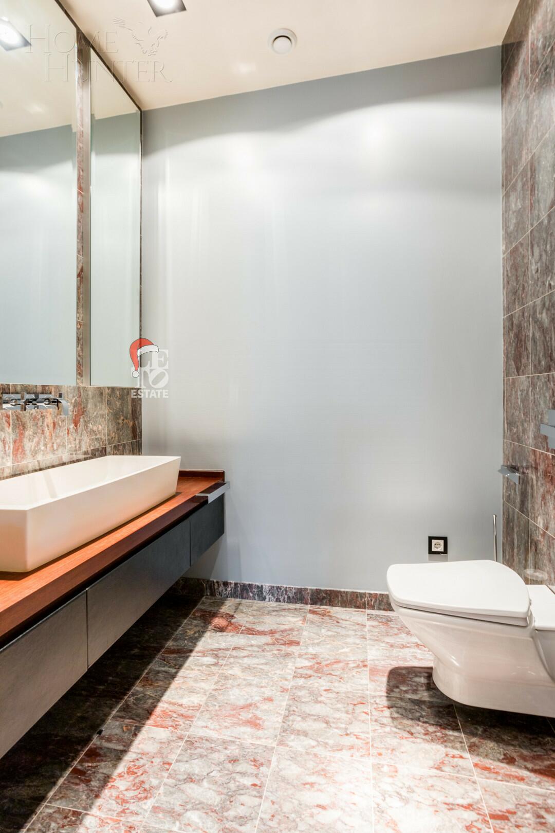 2-этажный коттедж 1 438 м² с отделкой