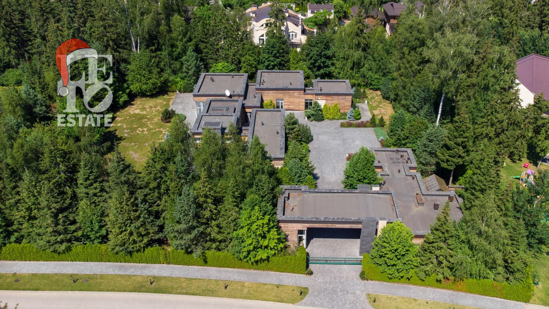 1-этажный коттедж 650 м² с отделкой