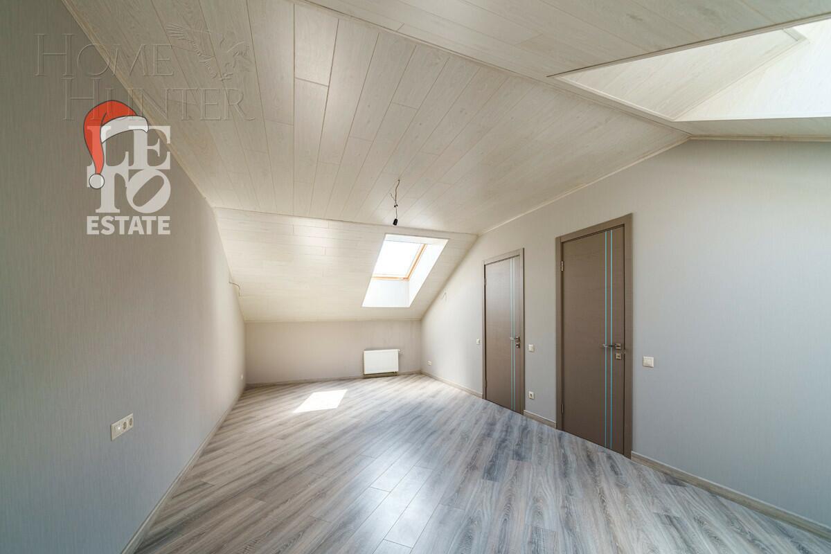 2-этажный коттедж 1 000 м² с отделкой