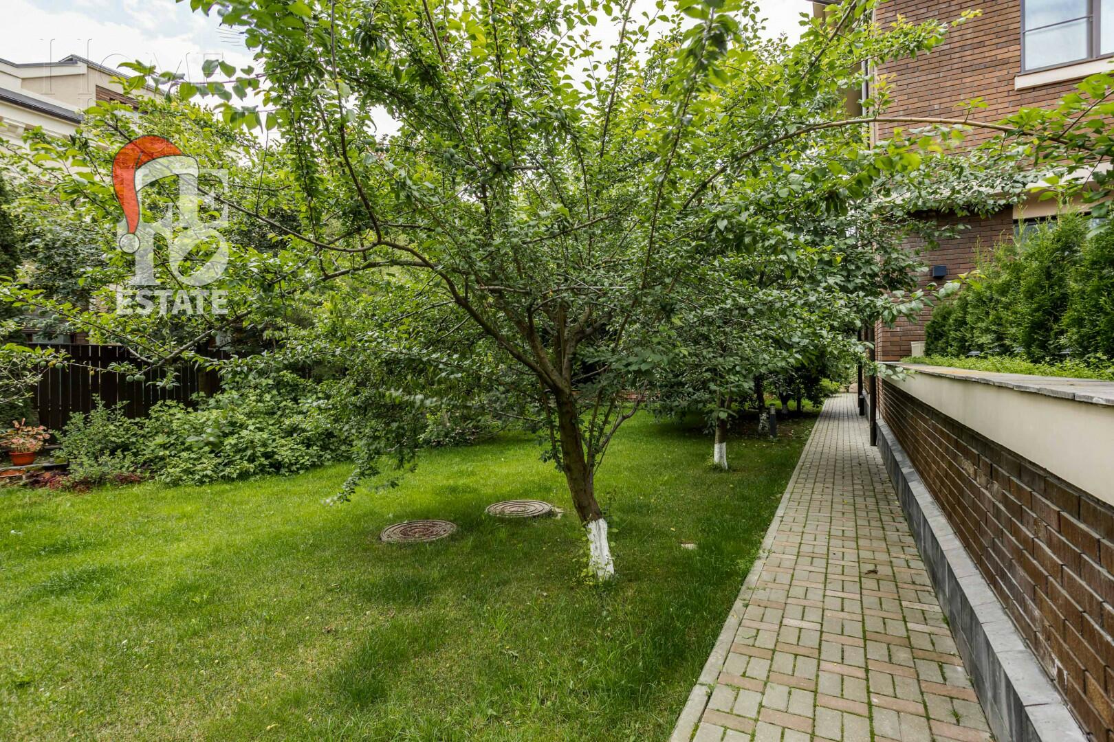 2-этажный коттедж 550 м² с отделкой