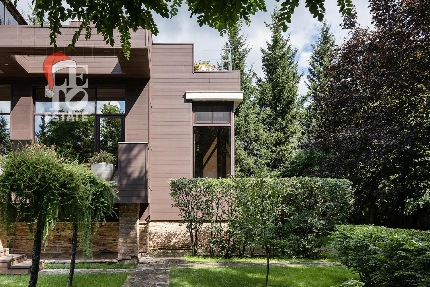 2-этажный коттедж 1 200 м² с отделкой