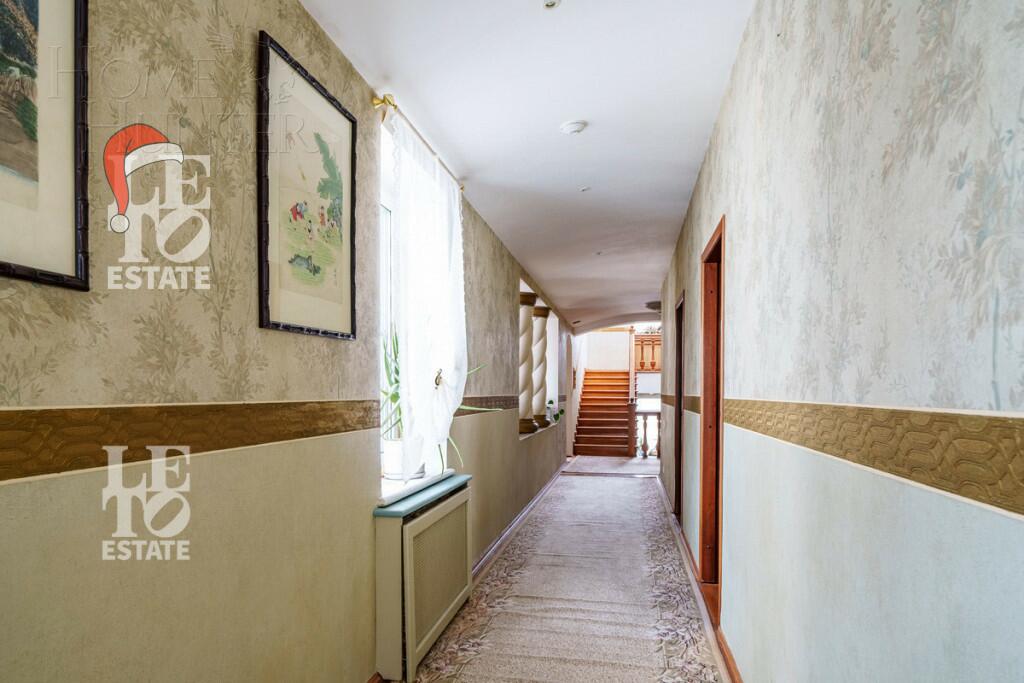 3-этажный коттедж 840 м² с отделкой