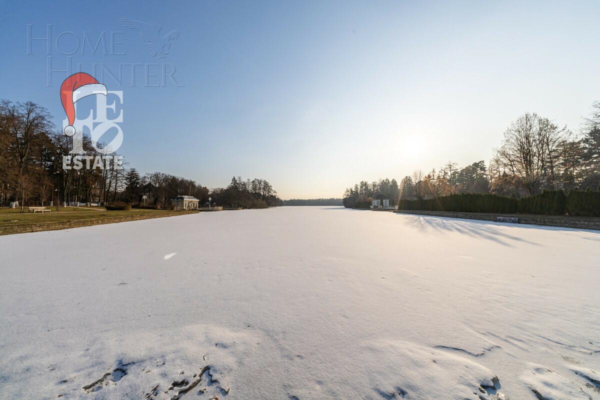 4-этажный таунхаус 395 м² без отделки