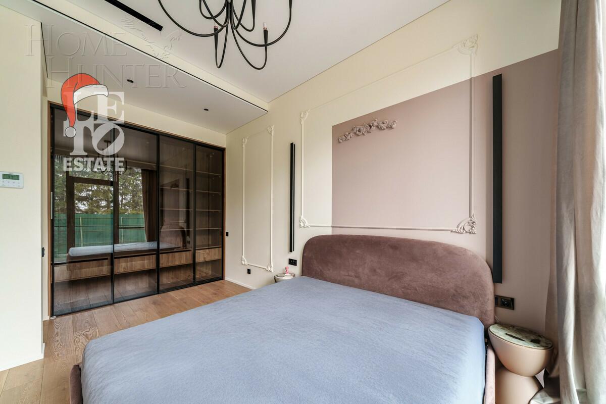 3-этажный таунхаус 238 м² с отделкой