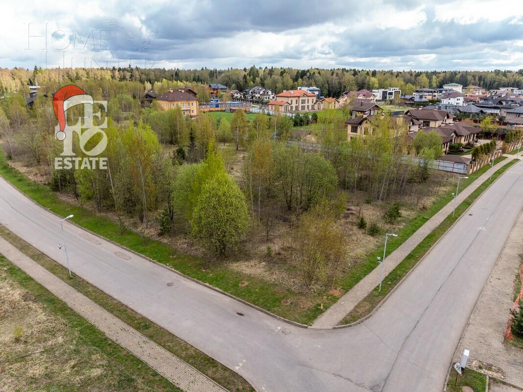 Участок 110.82 сот. в охраняемом поселке