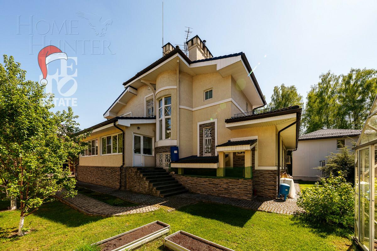 2-этажный коттедж 680 м² с отделкой