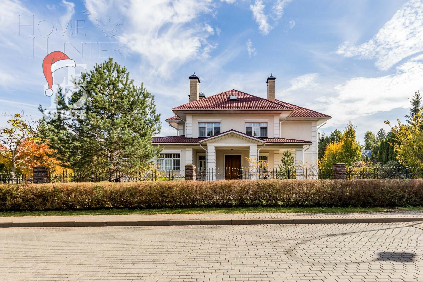 2-этажный коттедж 817 м² с отделкой