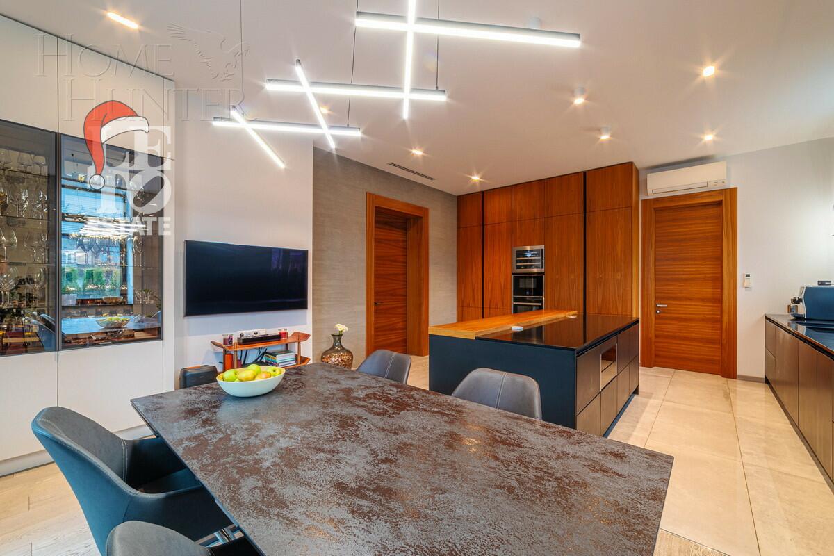 2-этажный коттедж 520 м² с отделкой