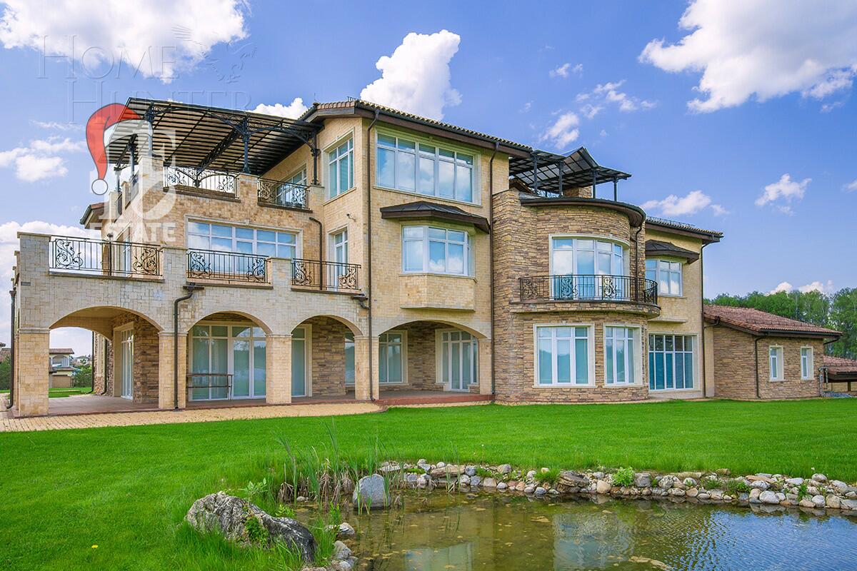 3-этажный коттедж 1 500 м² с отделкой