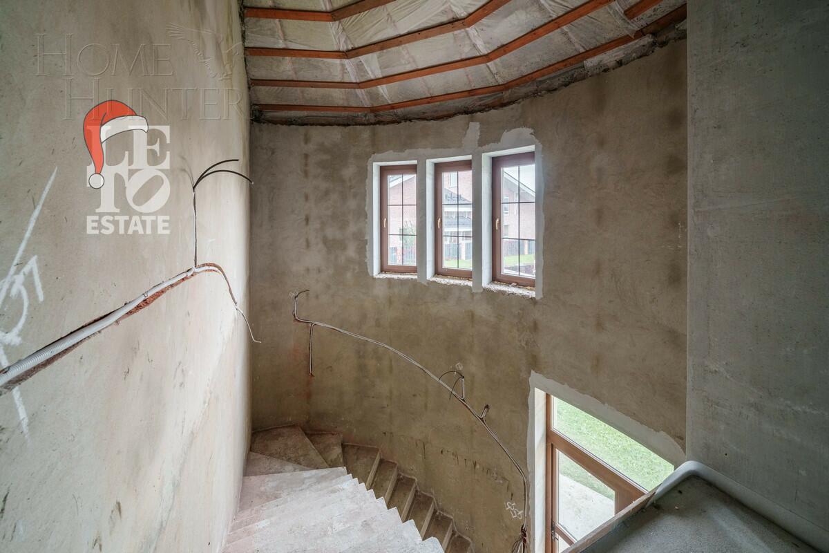 2-этажный коттедж 303 м² без отделки