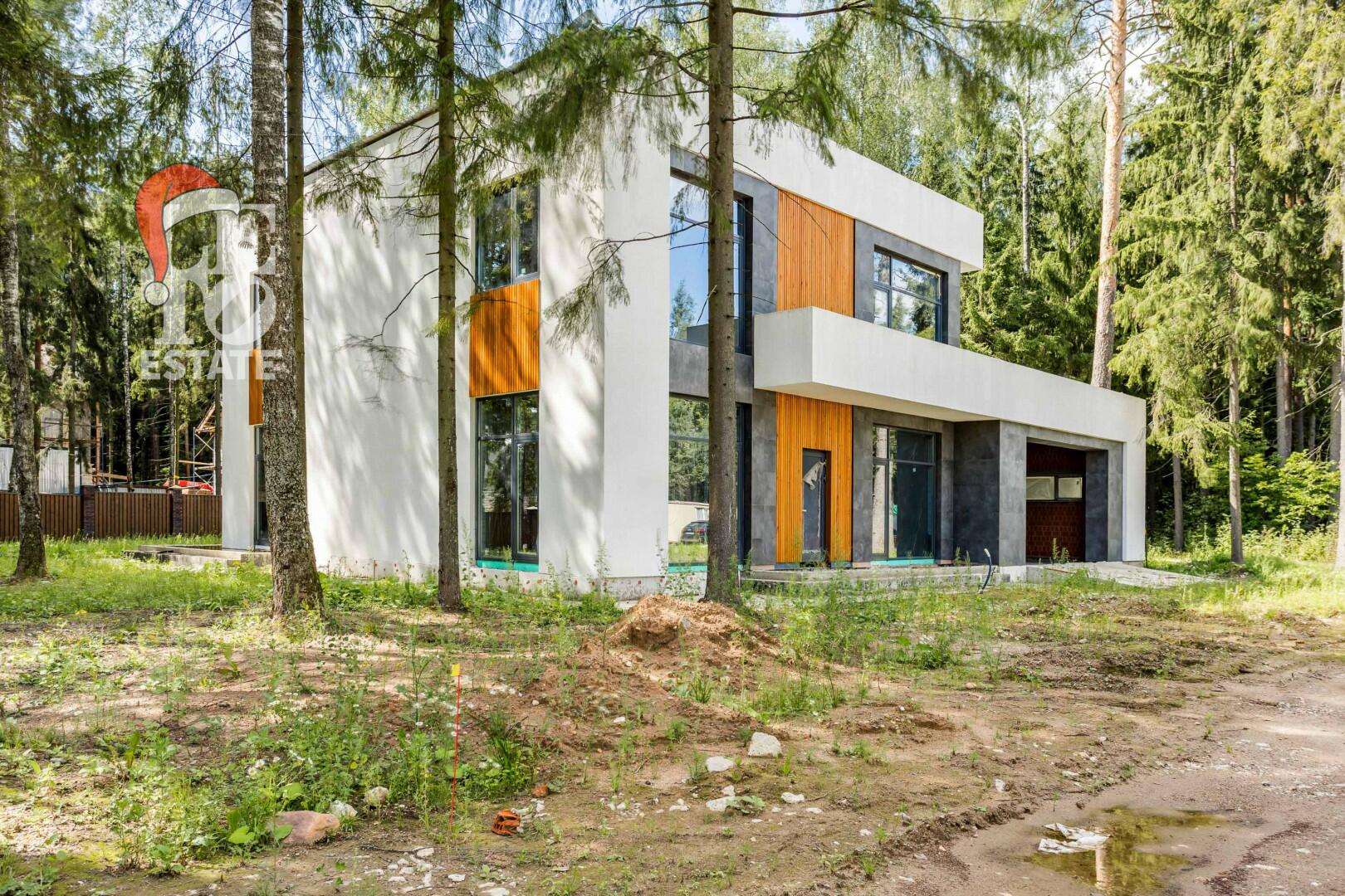 2-этажный коттедж 526 м² без отделки