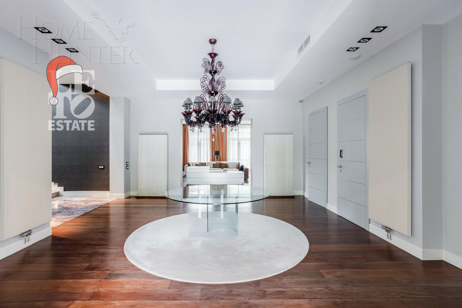 2-этажный коттедж 1 438 м² с отделкой