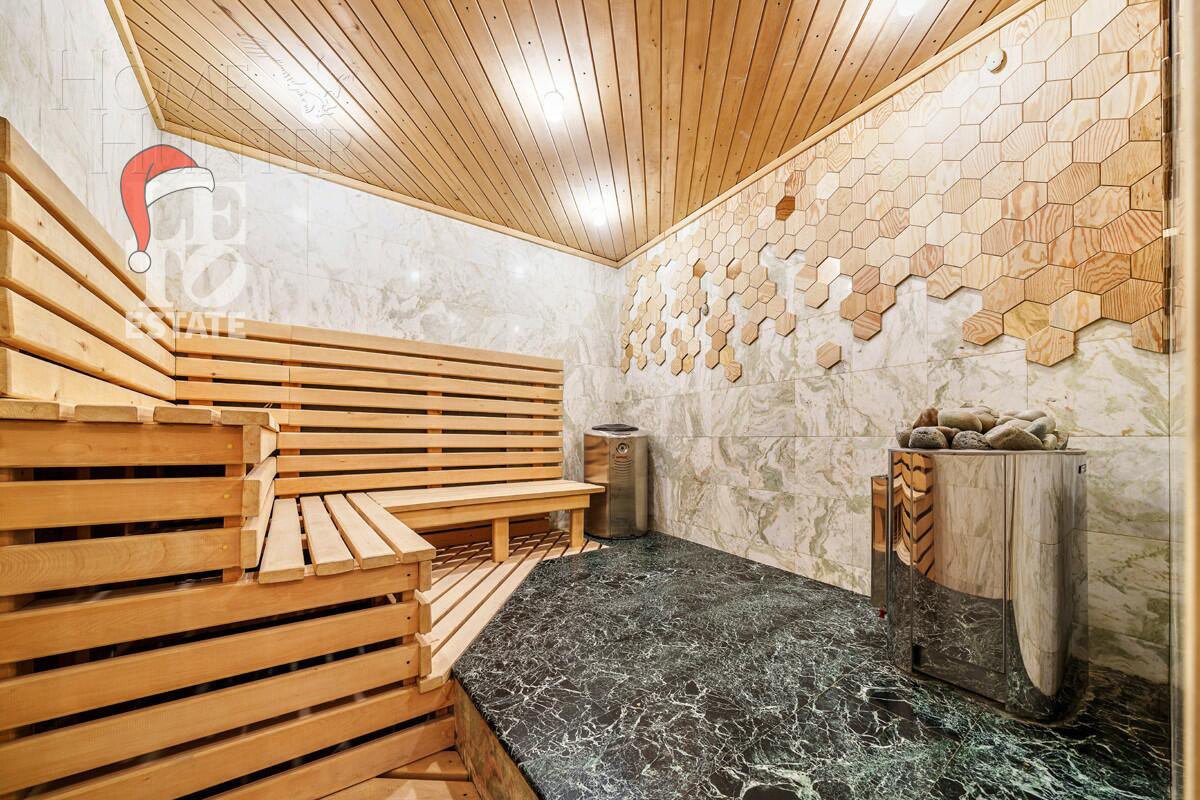 3-этажный коттедж 1 241 м² с отделкой