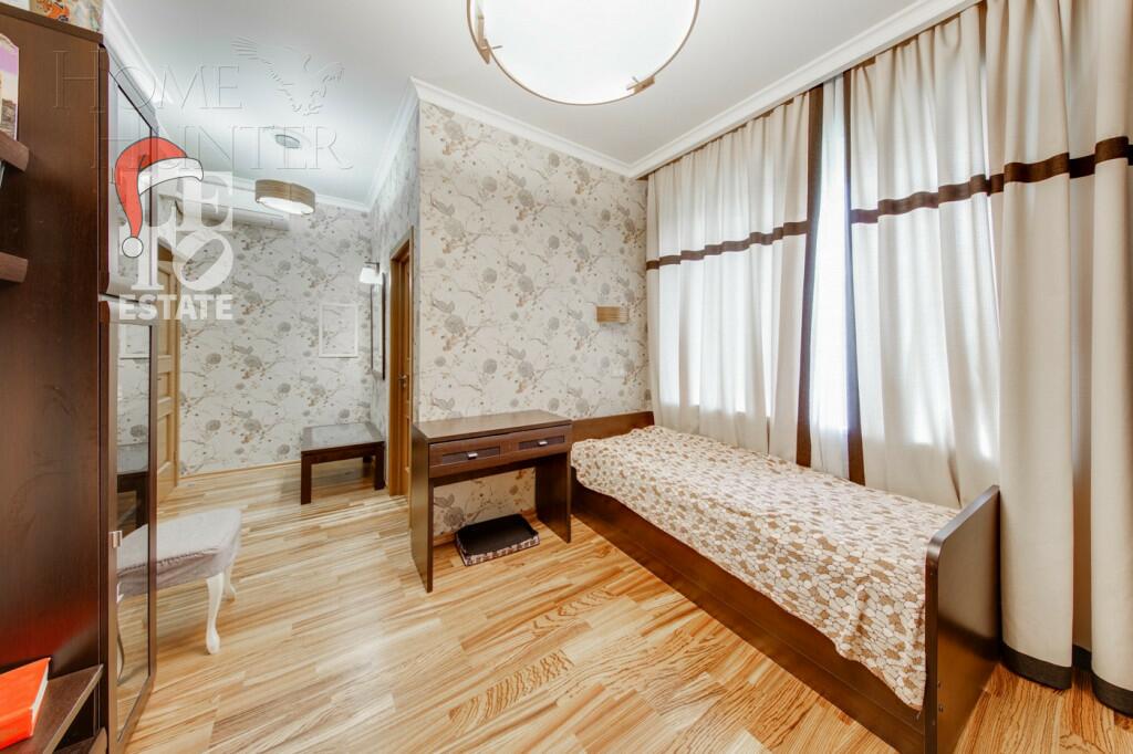 3-этажный коттедж 553.6 м² с отделкой