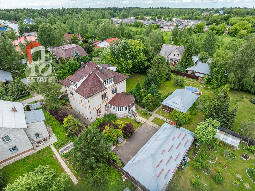 2-этажный коттедж 387.2 м² с отделкой