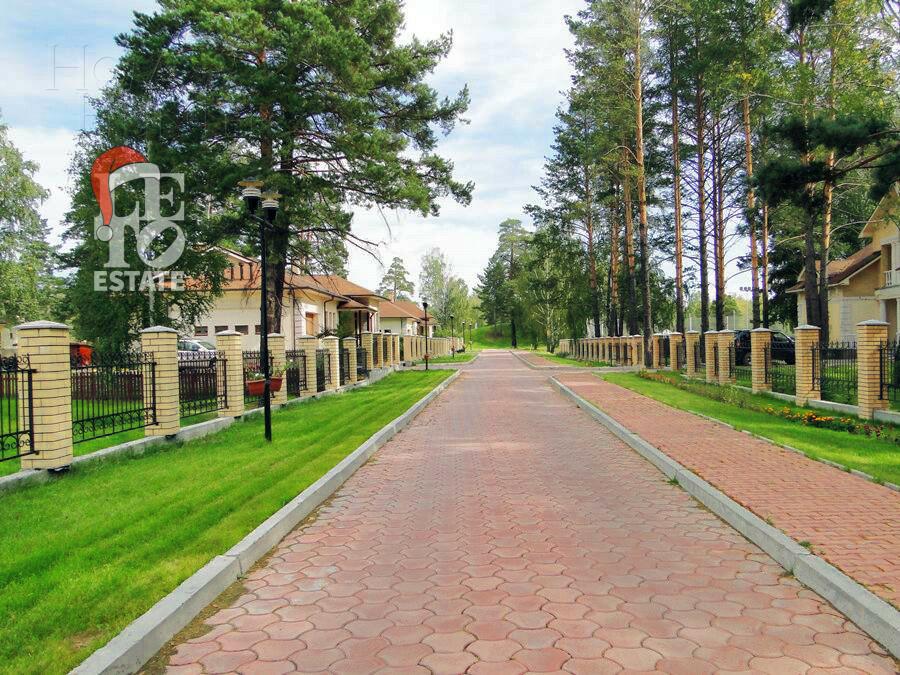 2-этажный коттедж 650 м² без отделки