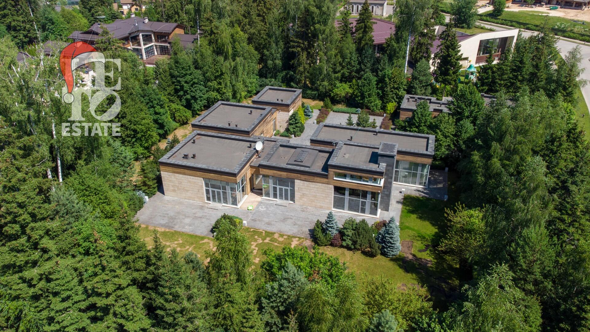 1-этажный коттедж 650 м² с отделкой