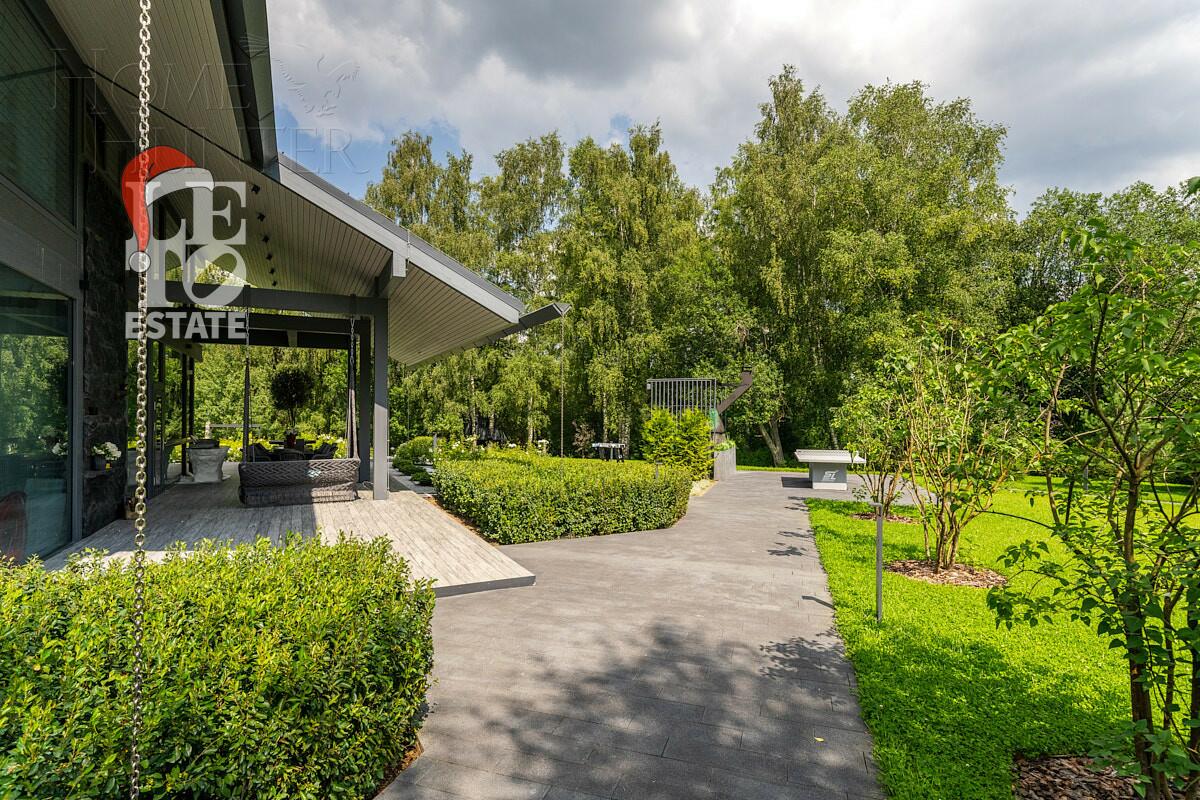 2-этажный коттедж 354 м² с отделкой