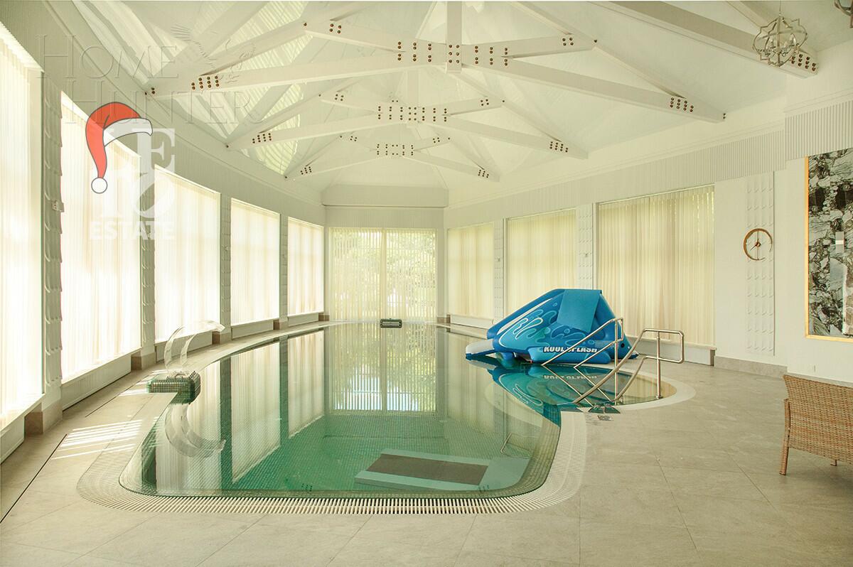 2-этажный коттедж 1 200 м² с отделкой