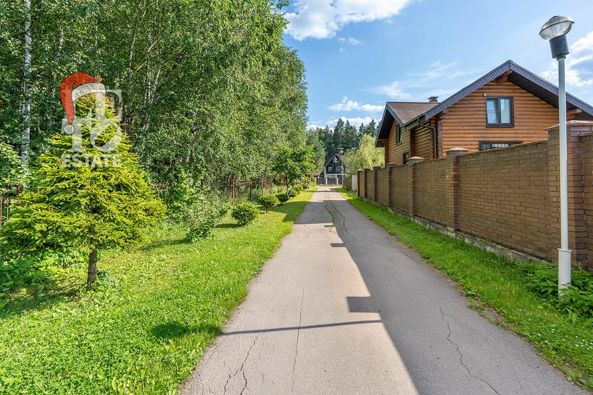 2-этажный коттедж 1 028 м² с отделкой