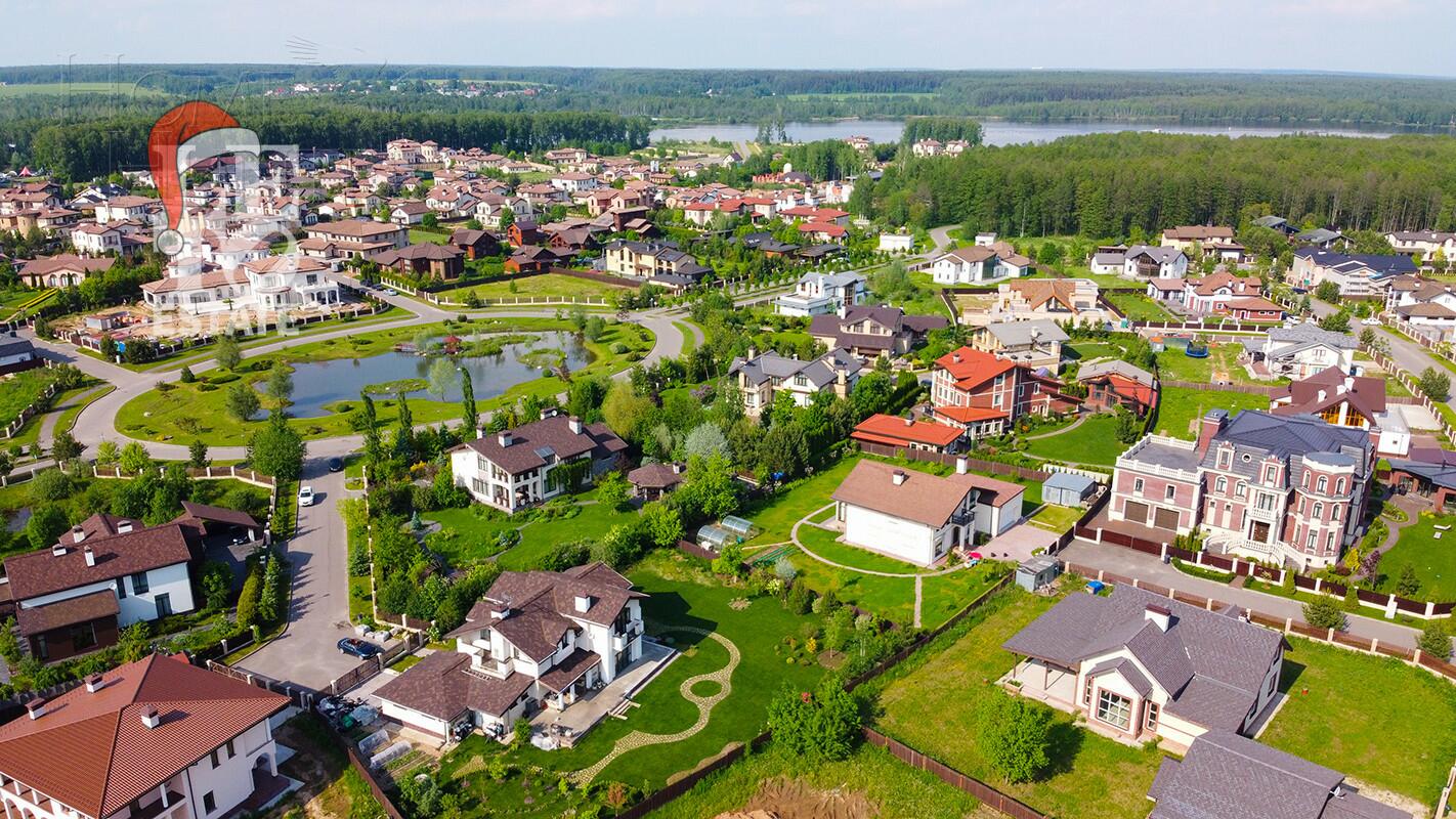 2-этажный коттедж 284.9 м² с отделкой