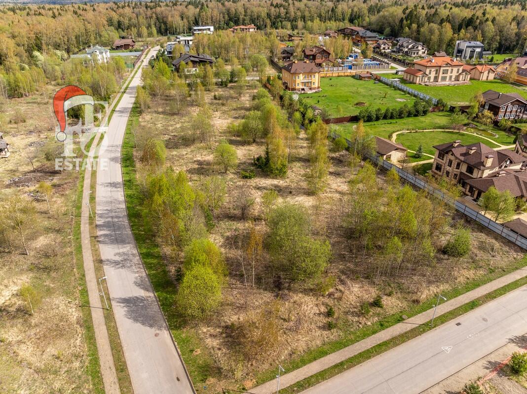 Участок 110.82 сот. в охраняемом поселке