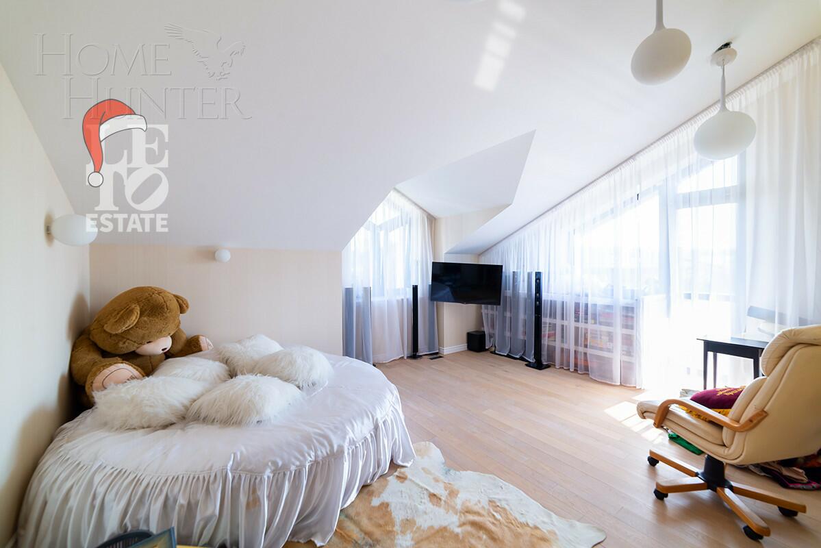 2-этажный коттедж 284.9 м² с отделкой