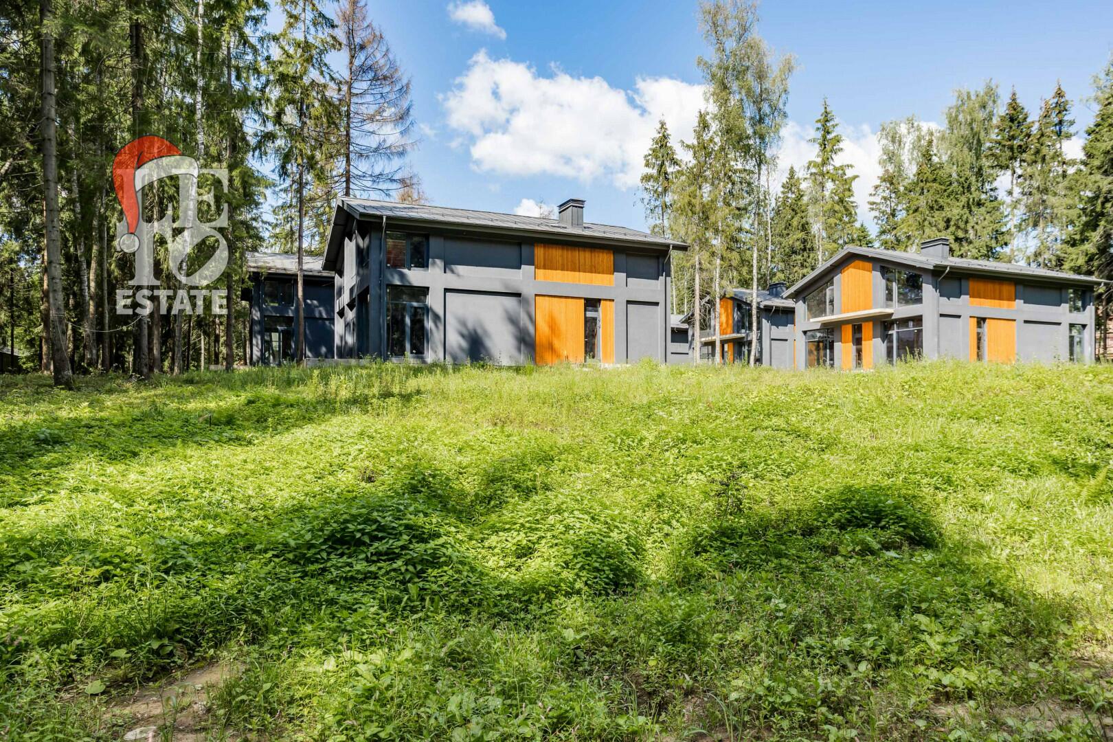 2-этажный коттедж 272 м² без отделки